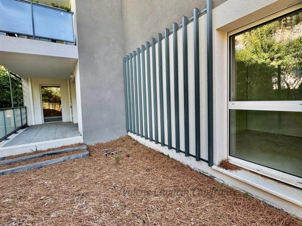 Appartement contemporain avec jardin privatif proche Arceaux