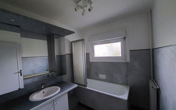 Appartement à louer    2 pièces • 65,23 m2 Eaubonne