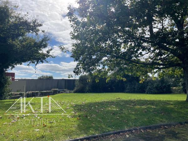 Terrain à Batir à vendre à Plougastel-Daoulas dans le Finistère (29470), ref : 15168/201