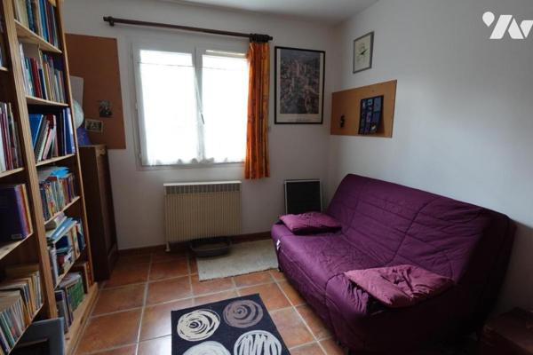 GRANDE VILLA AVEC TERRAIN ATTENNAT DE 2770 m²