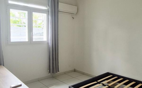 Maison à louer    3 pièces •  Sainte-Rose