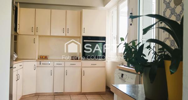 En ville d'Aizenay, maison 134m² avec 5 chambres.