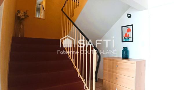 En ville d'Aizenay, maison 134m² avec 5 chambres.