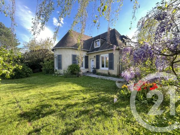 Maison à vendre  6 pièces - 129 m 2   LES ESSARTS LE ROI  - 78