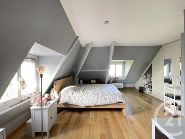 Maison à vendre  6 pièces - 129 m 2   LES ESSARTS LE ROI  - 78