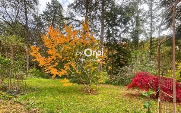 Maison à vendre    5 pièces • 206,10 m2 Montluçon