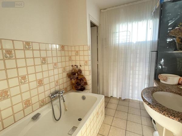 Maison à vendre à Larmor-Plage dans le Morbihan (56260), ref : 56079-1107   
La Nourriguel