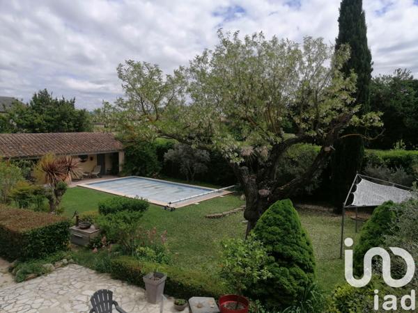 Maison à vendre 6 pièces 141 m² Althen-des-Paluds