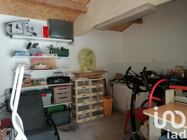 Maison à vendre 6 pièces 141 m² Althen-des-Paluds