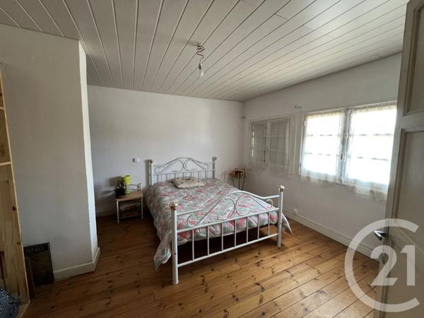 Maison à vendre  6 pièces - 130 m 2   LE PECHEREAU  - 36