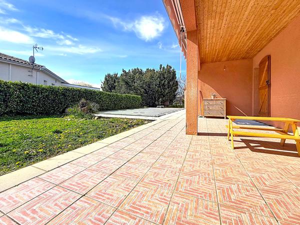 VILLA T6 À VENDRE À VERNIOLLE AVEC PISCINE / QUARTIER PRISÉ AU FOND D'UNE IMPASSE