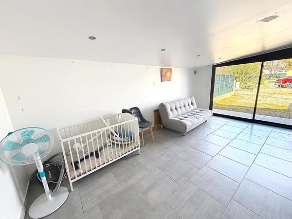 VILLA T6 À VENDRE À VERNIOLLE AVEC PISCINE / QUARTIER PRISÉ AU FOND D'UNE IMPASSE