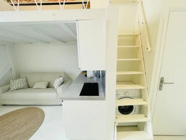 A louer sur Nice centre ville 1 pièce(s) 17.3 m2 avec mezzanine