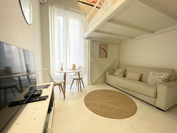 A louer sur Nice centre ville 1 pièce(s) 17.3 m2 avec mezzanine
