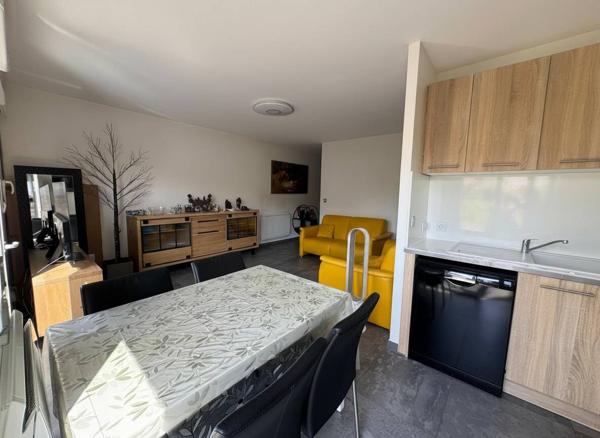 Appartement Pontault Combault 2 pièce(s) 45 m2