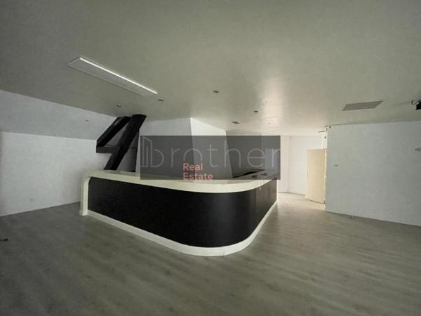 Bureau de 427 m² à louer à Bordeaux Chartrons