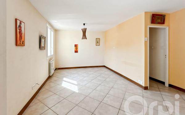 Maison à vendre    4 pièces •  Lapalud