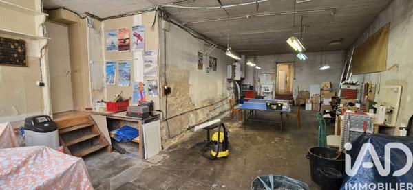 Maison à vendre 8 pièces 210 m² Valence-en-Poitou