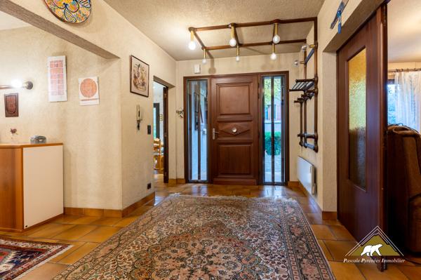 SOUS COMPROMIS - EMPLACEMENT IDEAL - Saint-Lary-Soulan - La maison "Coup de Coeur" - Cinq chambres