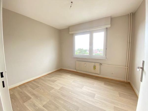 Appartement 4 pièces 78m², garage, parking et cave