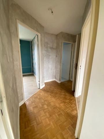 Appartement 4 pièces 78m², garage, parking et cave