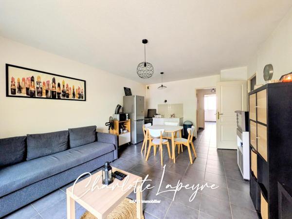 Beau T2 moderne en rdj avec terrasse et box