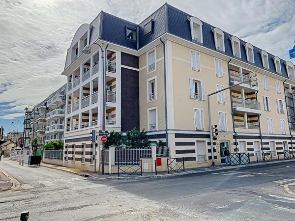 Appartement Franconville - 3 pièces à deux pas de la gare, des écoles et des commerces - Limite Plessis-Bouchard