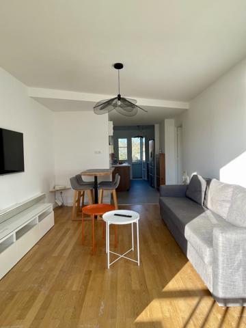 Colocation 3 chambres – Appartement rénové et meublé – Lyon 9 (La Sauvegarde)
