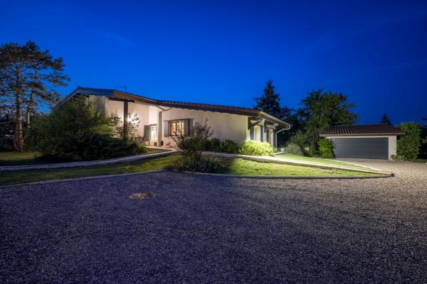 Aux portes du golf, plus de 3 200 m² de quiétude pour une vraie vie de famille. Détails des diagnostics énergétiques
