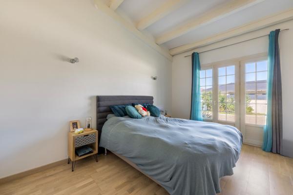 Aux portes du golf, plus de 3 200 m² de quiétude pour une vraie vie de famille. Détails des diagnostics énergétiques