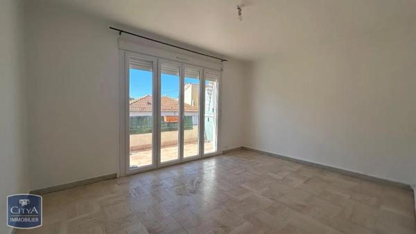 Appartement à louer 3 pièces 57.52m² Saint-Raphaël (83700)