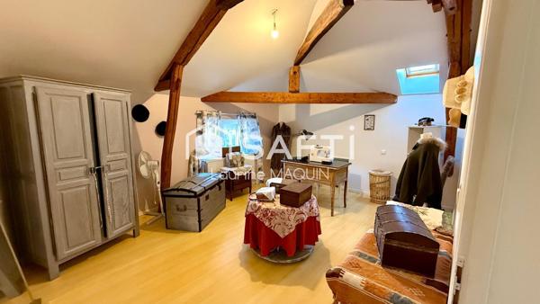 Maison en pierre au coeur de Athies sous Laon