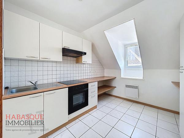 Appartement 2 pièces à louer au centre-ville de Lesneven , Lesneven