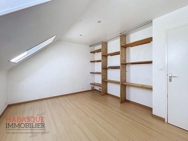 Appartement 2 pièces à louer au centre-ville de Lesneven , Lesneven