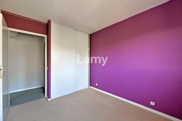 Parking + appartement + parking