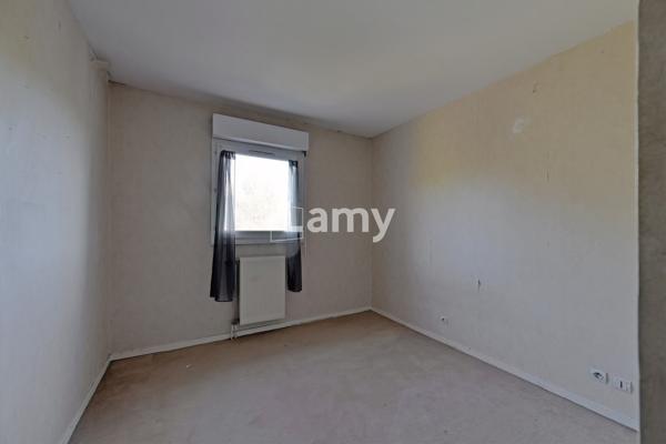 Parking + appartement + parking