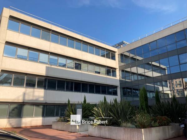 Bureaux à louer à Caluire-et-Cuire dans LE TELYCA avec parking extérieur