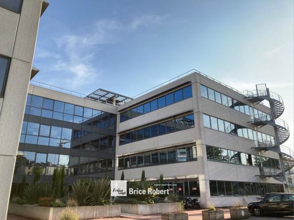 Bureaux à louer à Caluire-et-Cuire dans LE TELYCA avec parking extérieur