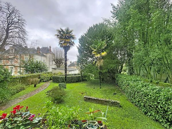 NANTES,ROND-POINT de RENNES/AMERICAINS appartement T4,Parking,cave