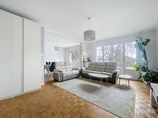 NANTES,ROND-POINT de RENNES/AMERICAINS appartement T4,Parking,cave