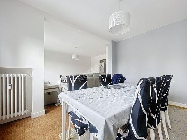 NANTES,ROND-POINT de RENNES/AMERICAINS appartement T4,Parking,cave