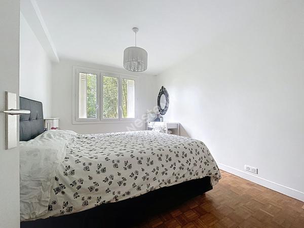 NANTES,ROND-POINT de RENNES/AMERICAINS appartement T4,Parking,cave