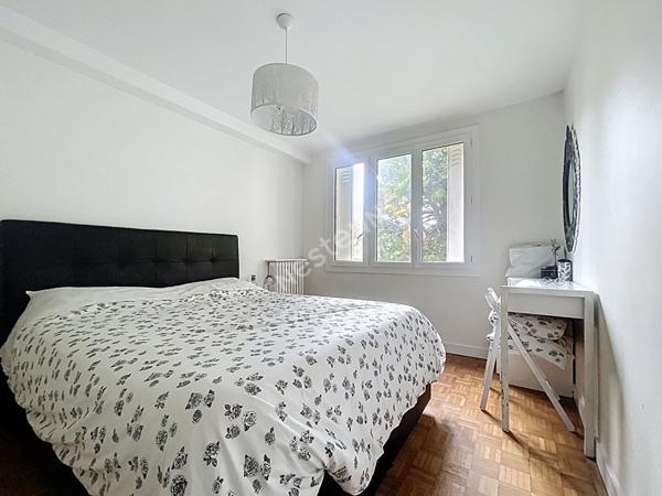 NANTES,ROND-POINT de RENNES/AMERICAINS appartement T4,Parking,cave