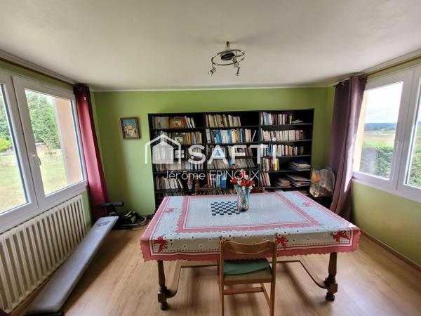 5500m2 de terrain, Pompe à chaleur juillet 2023 !!! possibilité d'un logement de 30m2 totalement indépendant et autonome, 6 Chambres, à 5 minutes des axes routiers et Centre Ville.