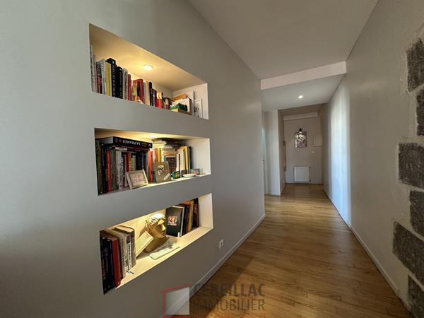 Appartement T4 de 116 m² / Charme de l'ancien / Centre historique