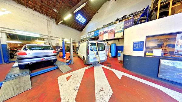 Fonds De Commerce - 183 m²