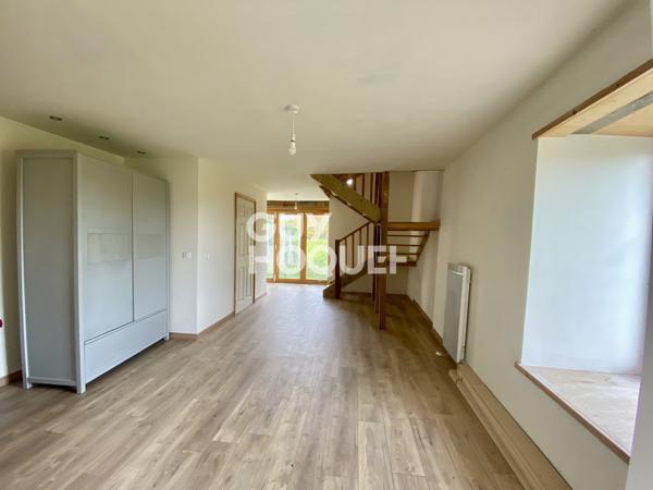 MAISON À VENDRE DE 8 PIÈCES DE 163,00 M²