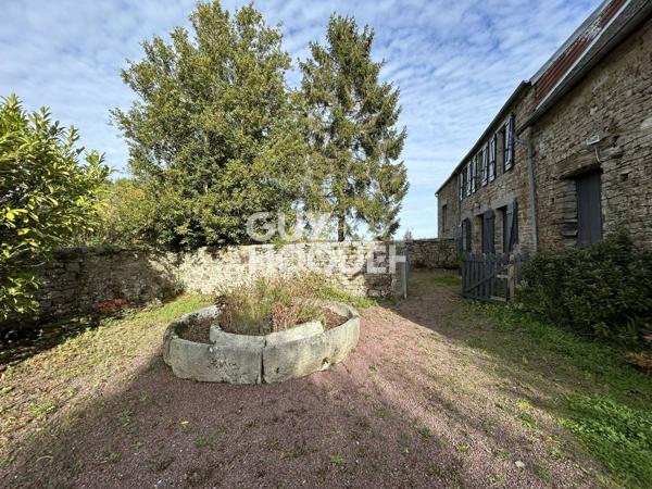 MAISON À VENDRE DE 8 PIÈCES DE 163,00 M²