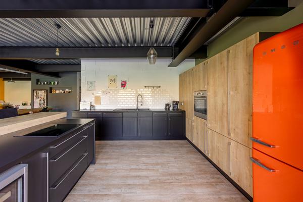 Loft esprit industriel et sa terrasse privative