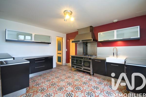 Maison à vendre 5 pièces 212 m² Cernay-en-Dormois